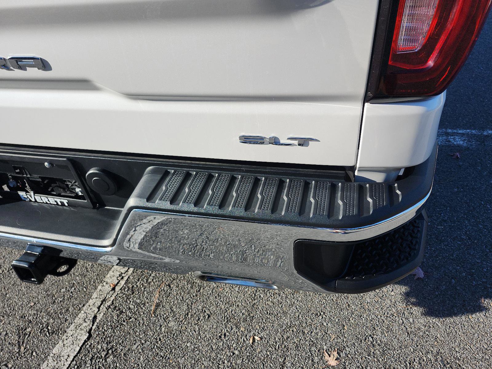 Certified 2025 GMC Sierra 1500 SLT w/ SLT Premium Package image 4