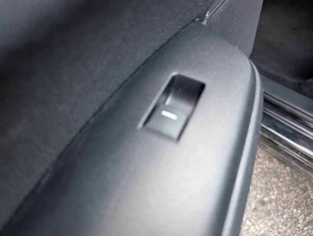Used 2021 Honda CR-V EX image 11