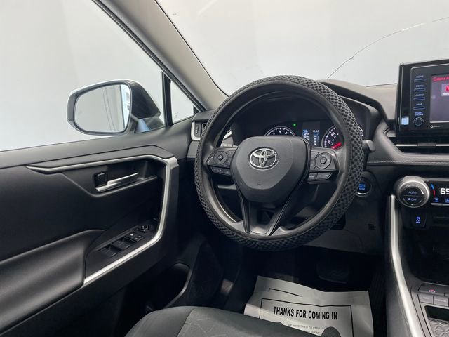 Used 2021 Toyota RAV4 XLE FWD image 38
