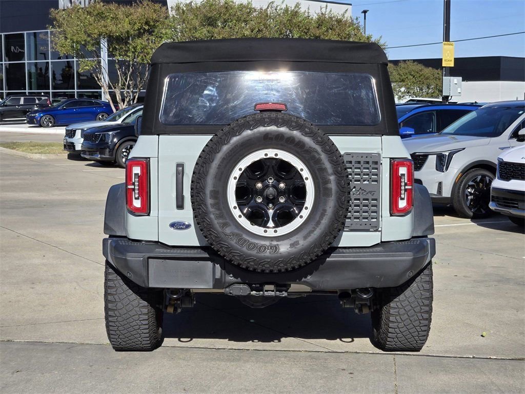 Used 2023 Ford Bronco Badlands image 14