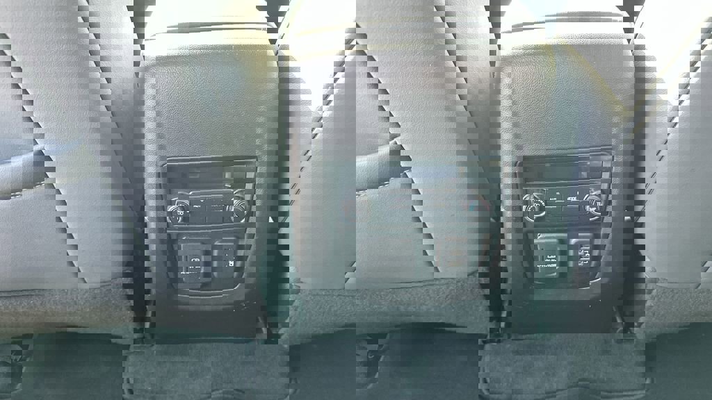 Certified 2021 Buick Enclave Essence w/ Sound and Sites Package image 22