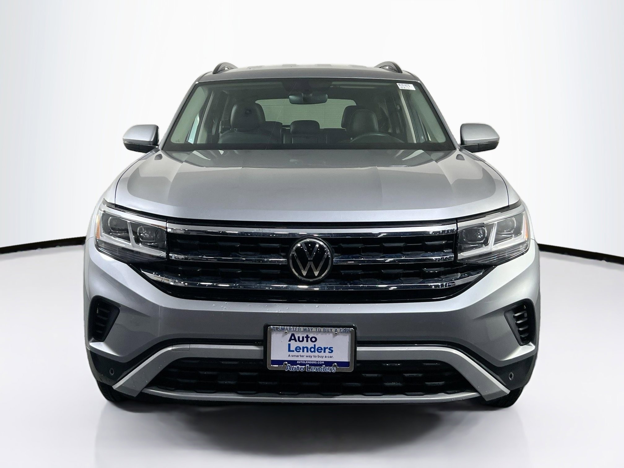 Used 2022 Volkswagen Atlas SE image 2