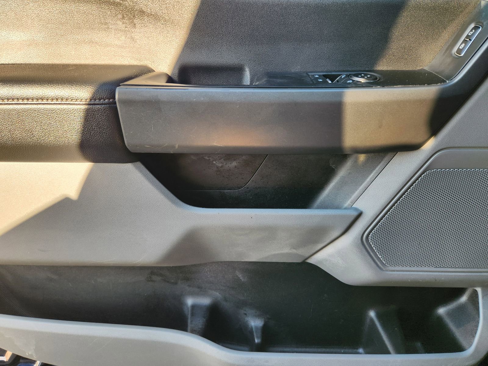 Used 2023 Ford F350 XLT image 24