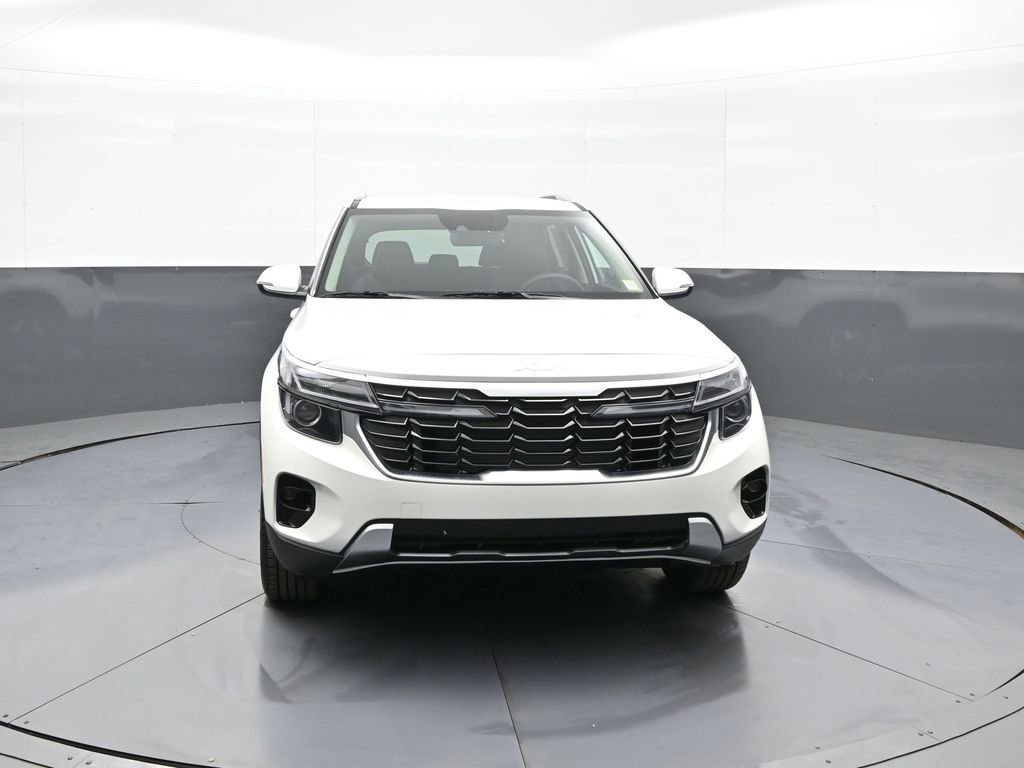 New 2025 Kia Seltos S image 2