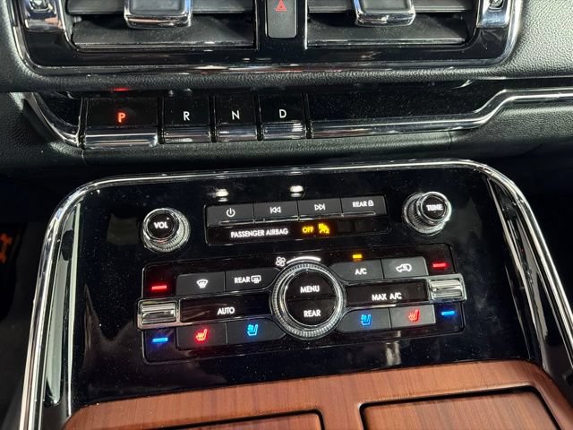 Used 2018 Lincoln Navigator L Reserve w/ Technology Package AWD/4WD image 24