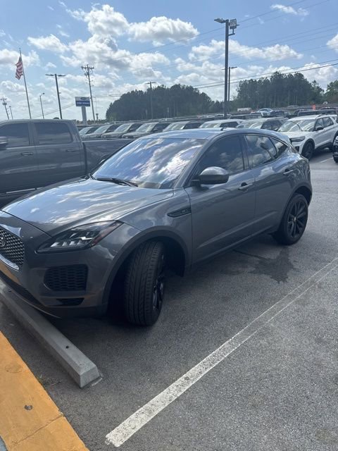 Used 2019 Jaguar E-PACE SE image 3