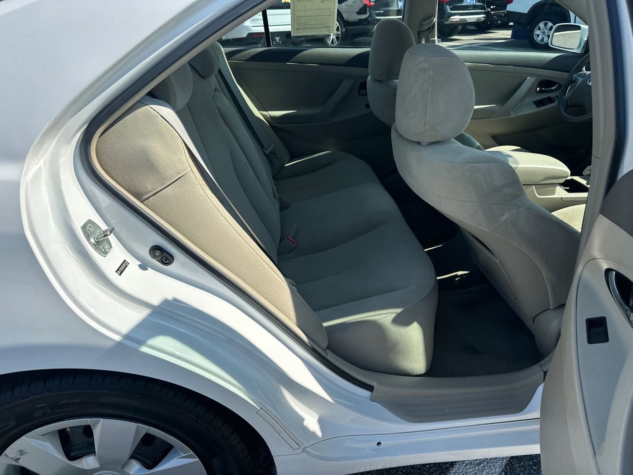 Used 2009 Toyota Camry LE image 15