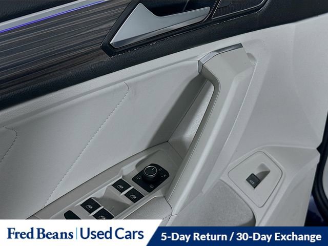 Used 2022 Volkswagen Tiguan SEL R-Line image 20