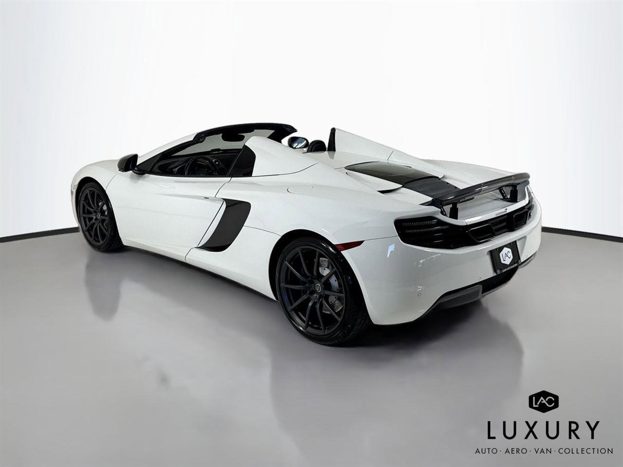 Used 2014 McLaren MP4-12C Spider RWD image 8