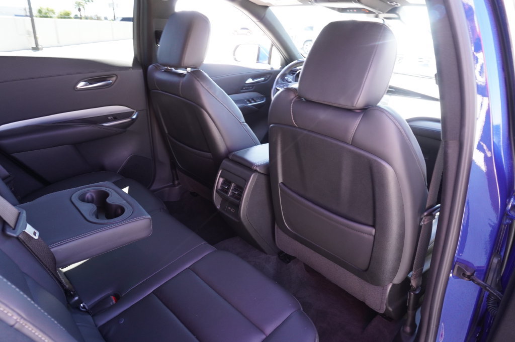 Certified 2023 Cadillac XT4 Premium Luxury AWD/4WD image 10