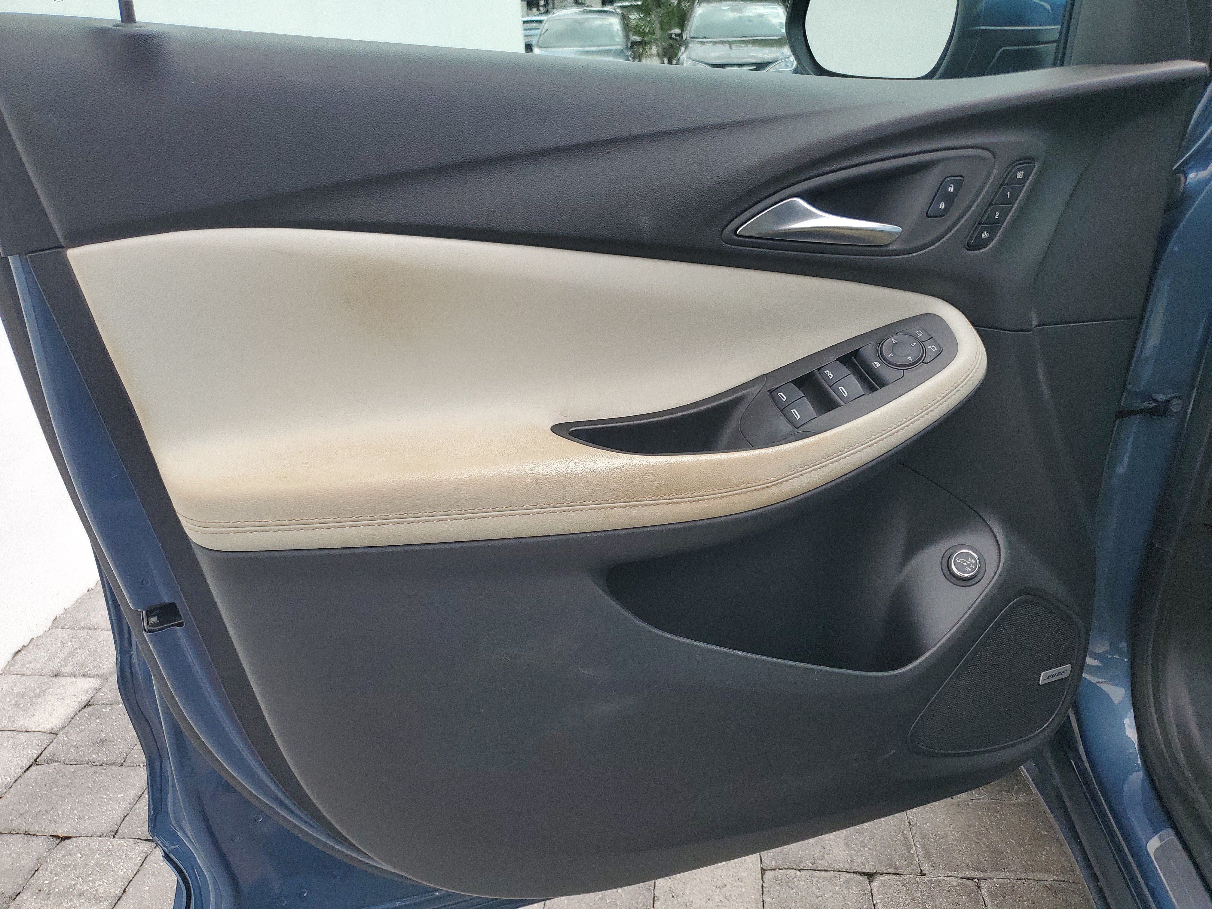 Used 2024 Buick Encore GX Avenir w/ Avenir Technology Package FWD image 10