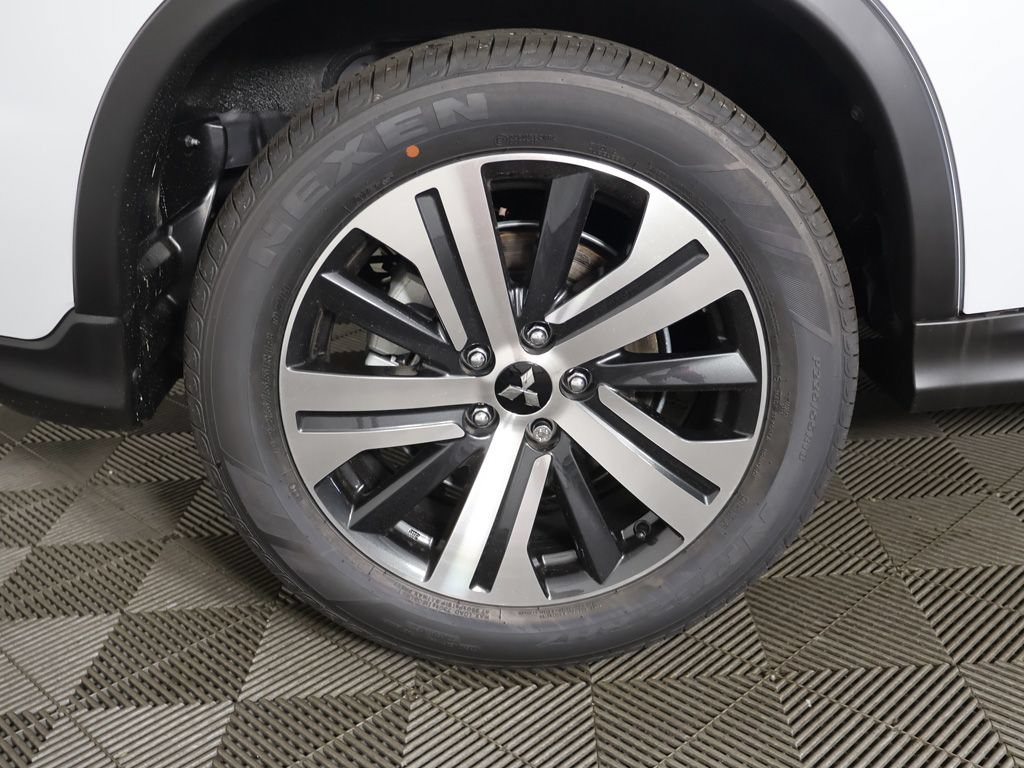 New 2027 Mitsubishi Outlander Sport ES AWD/4WD image 17