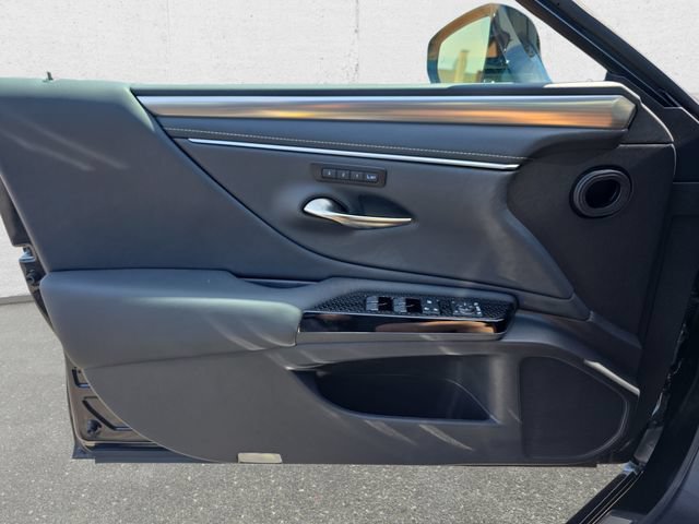 Certified 2025 Lexus ES 350 F Sport FWD image 25