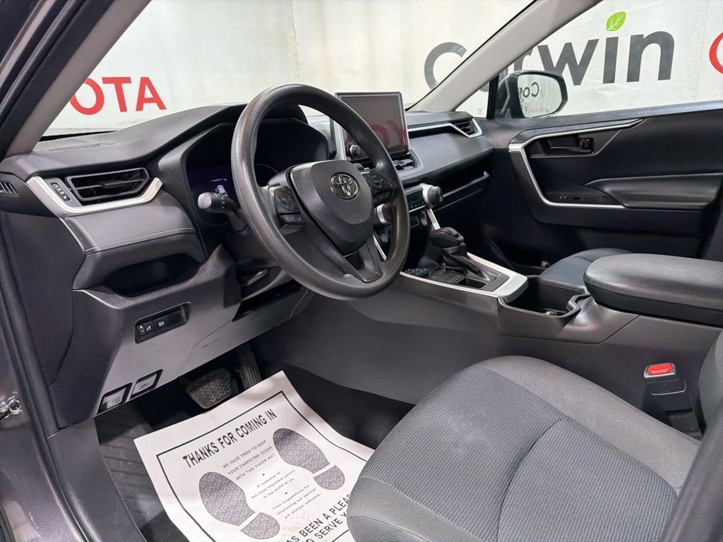 Used 2024 Toyota RAV4 LE image 22