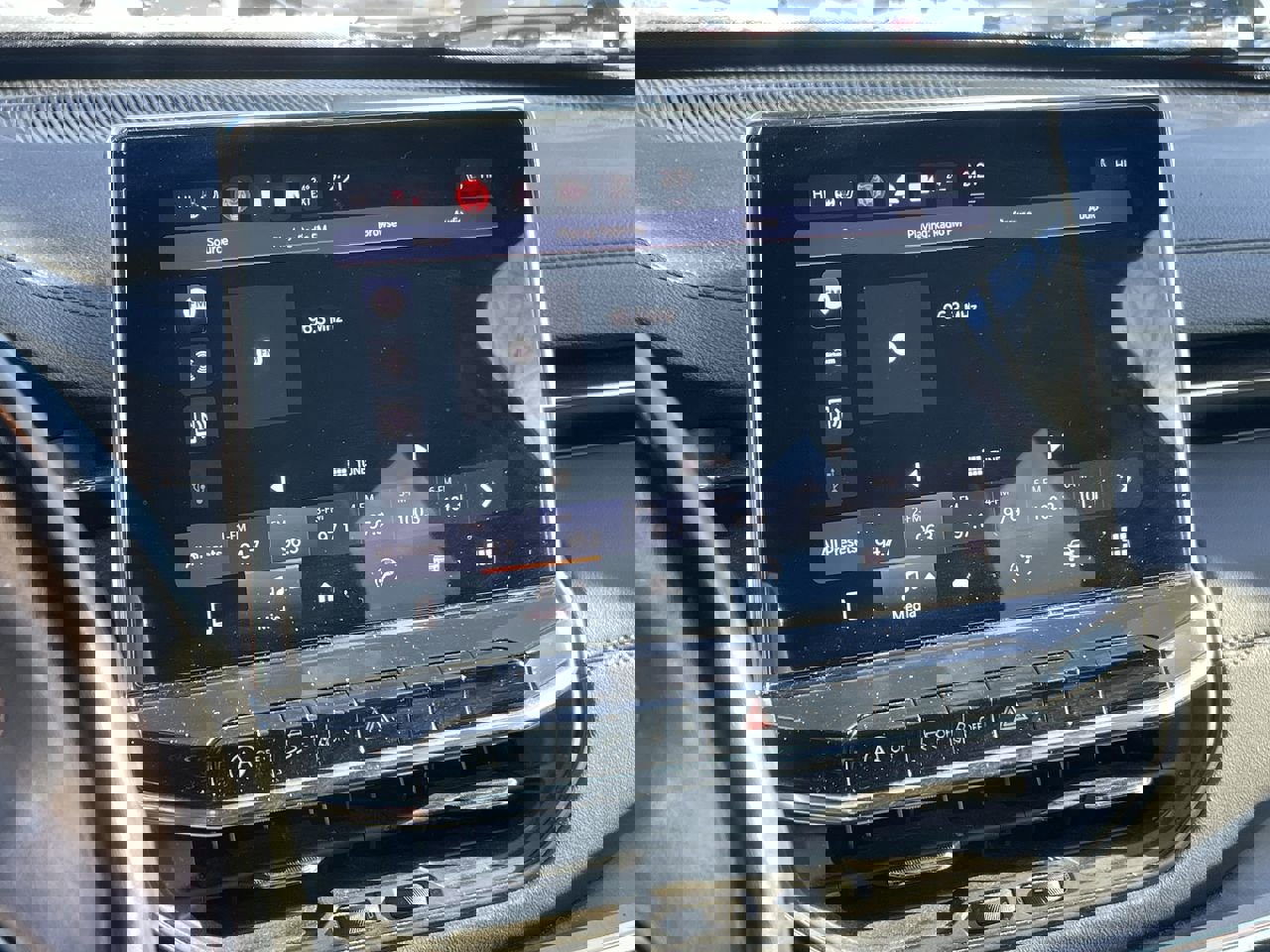 Used 2022 Jeep Compass Limited image 16