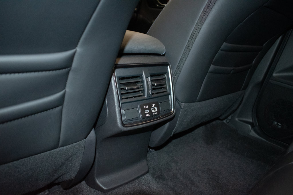 Used 2026 Subaru Forester Limited AWD/4WD image 24