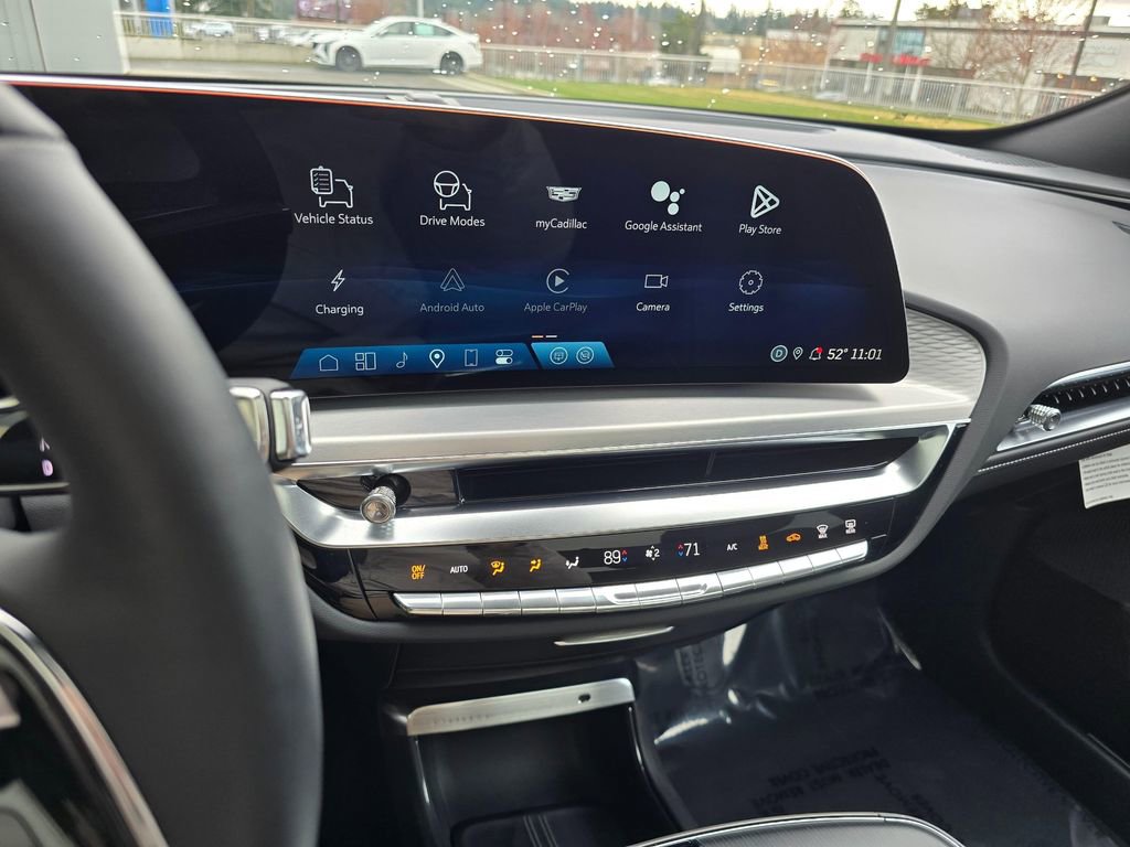 Used 2025 Cadillac Lyriq Sport image 26