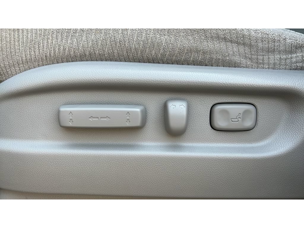 Used 2012 Honda Odyssey EX image 25