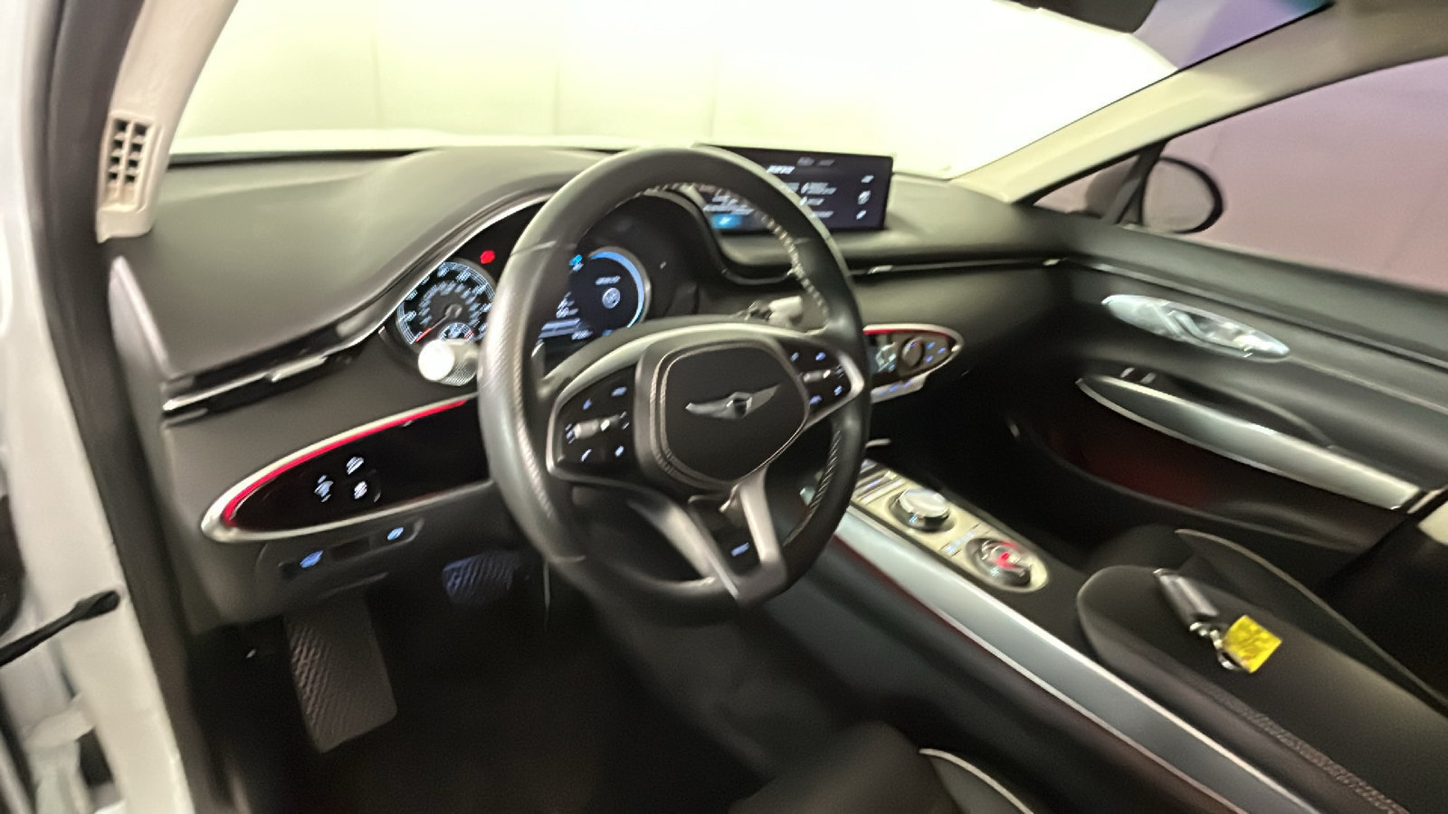 Used 2024 Genesis Electrified GV70 AWD/4WD image 17
