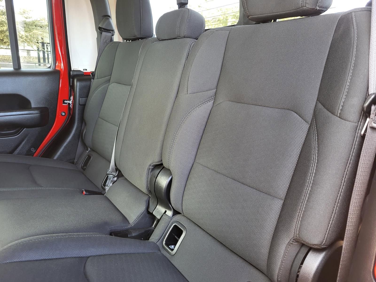 Used 2022 Jeep Gladiator Willys image 21