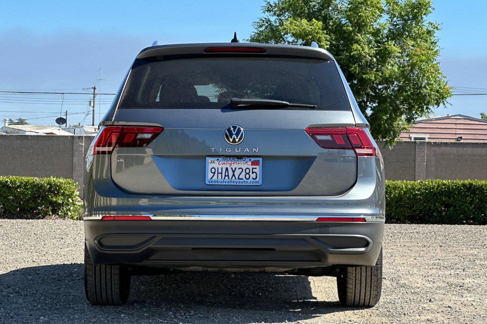 Certified 2023 Volkswagen Tiguan SE FWD image 5