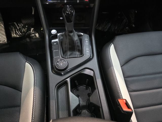 Certified 2025 Volkswagen Taos SEL w/ Black Wheel Plus Package image 23