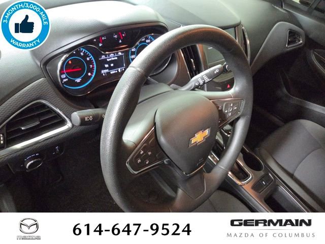 Used 2017 Chevrolet Cruze LT w/ Convenience Package image 17