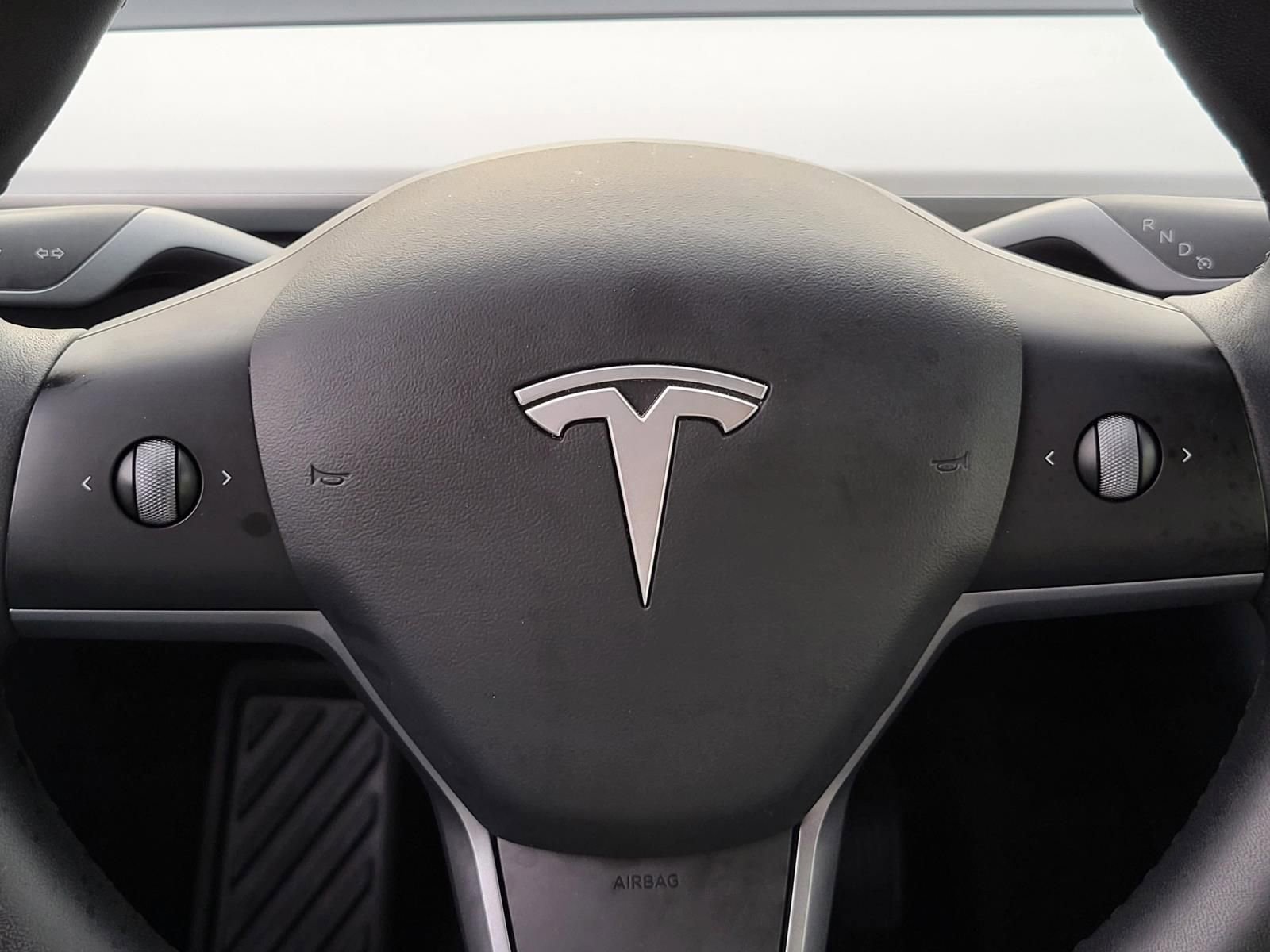 Used 2021 Tesla Model Y Long Range image 26
