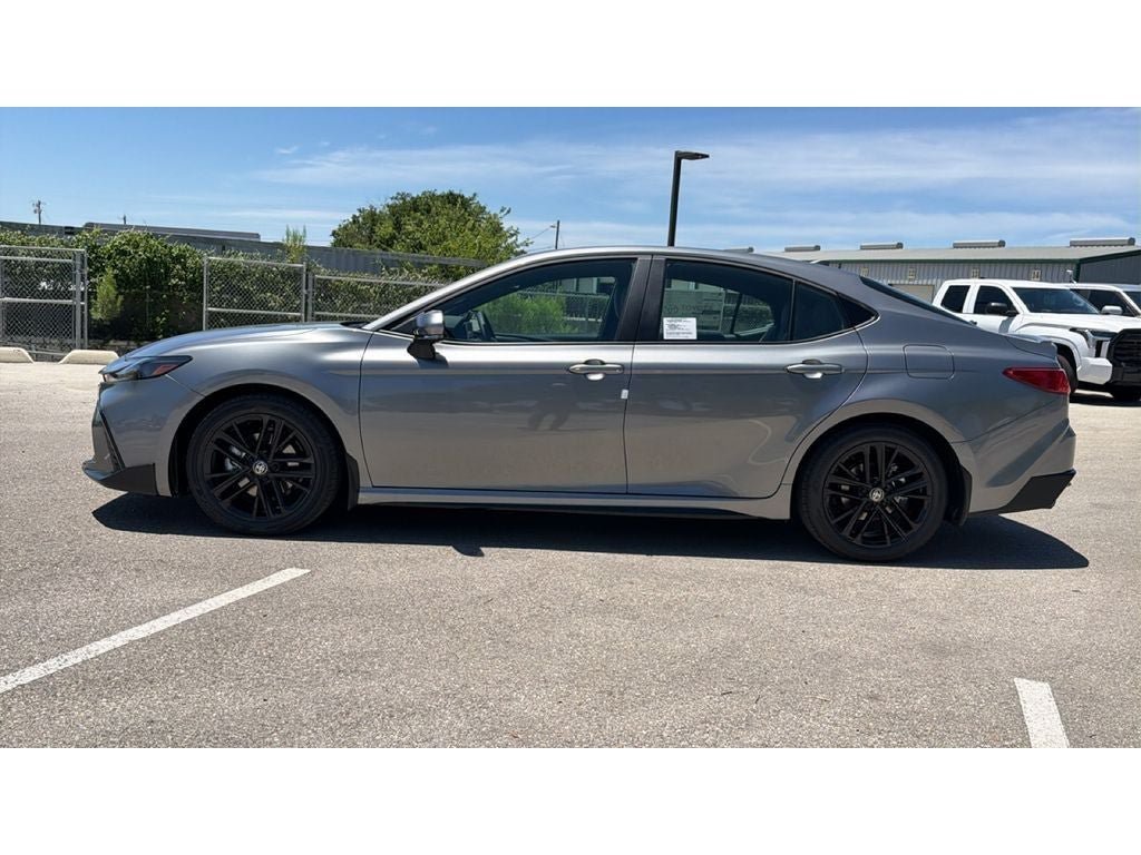 New 2026 Toyota Camry SE FWD image 10