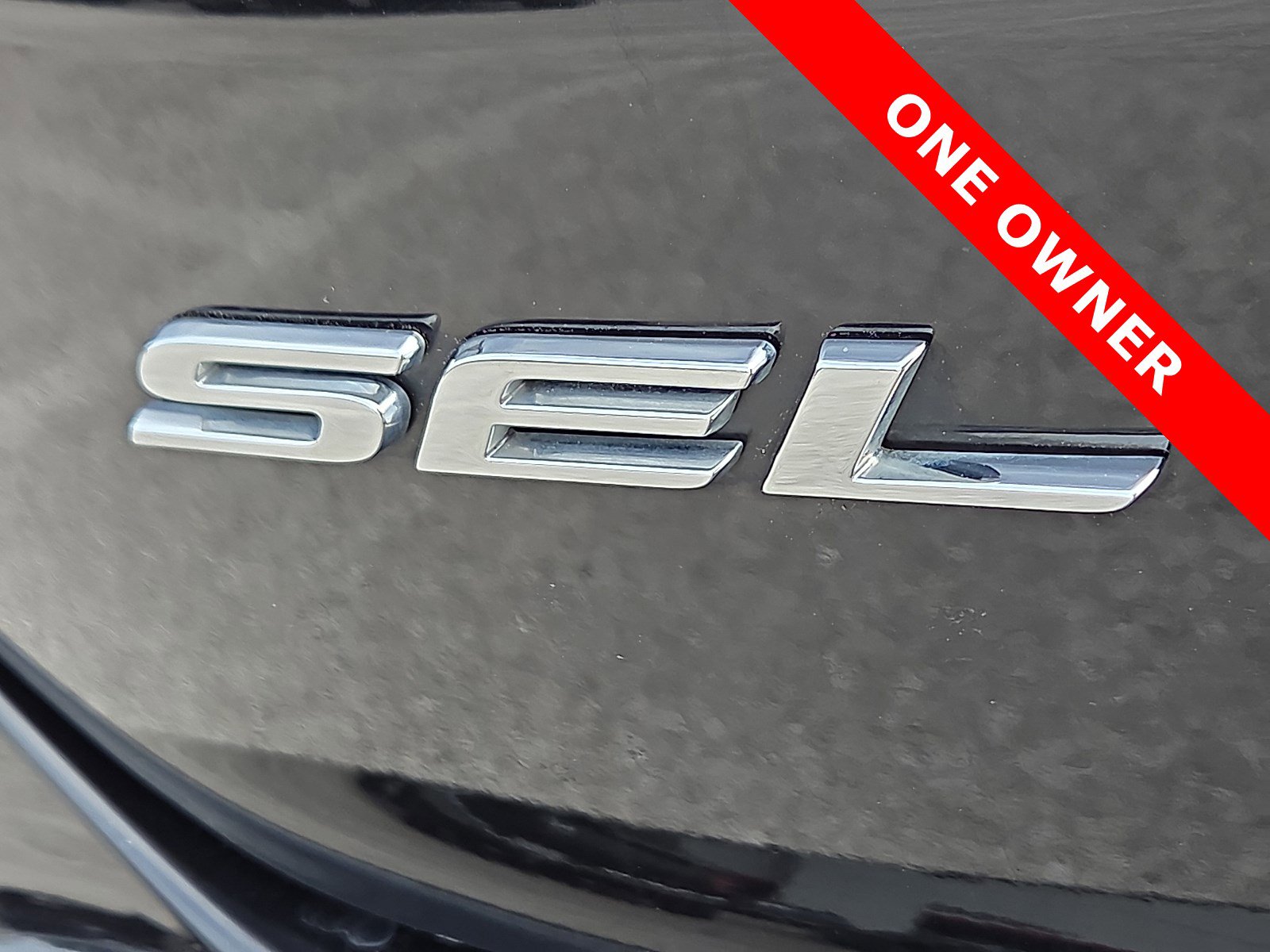 Used 2024 Ford Edge SEL AWD/4WD image 9