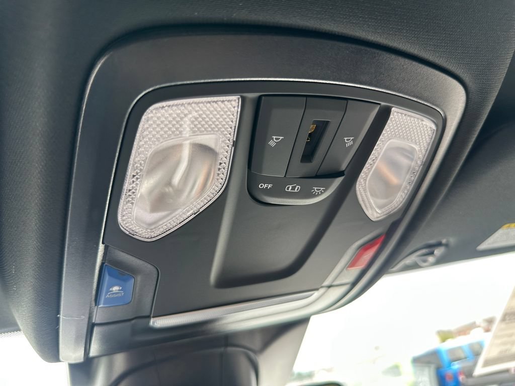 New 2025 RAM 2500 Big Horn AWD/4WD image 21