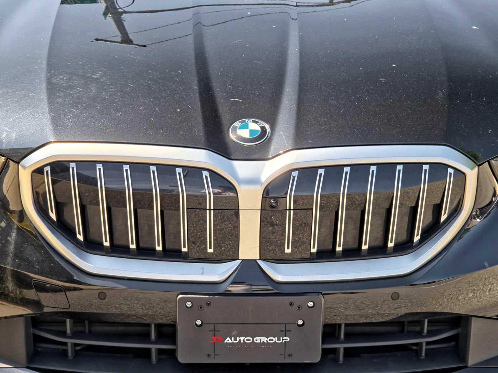 Used 2024 BMW 530i xDrive AWD/4WD image 11