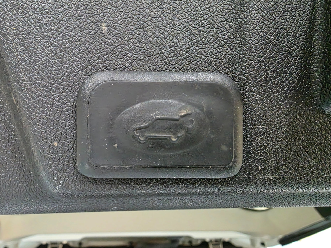 Used 2016 Chevrolet Traverse LTZ image 24