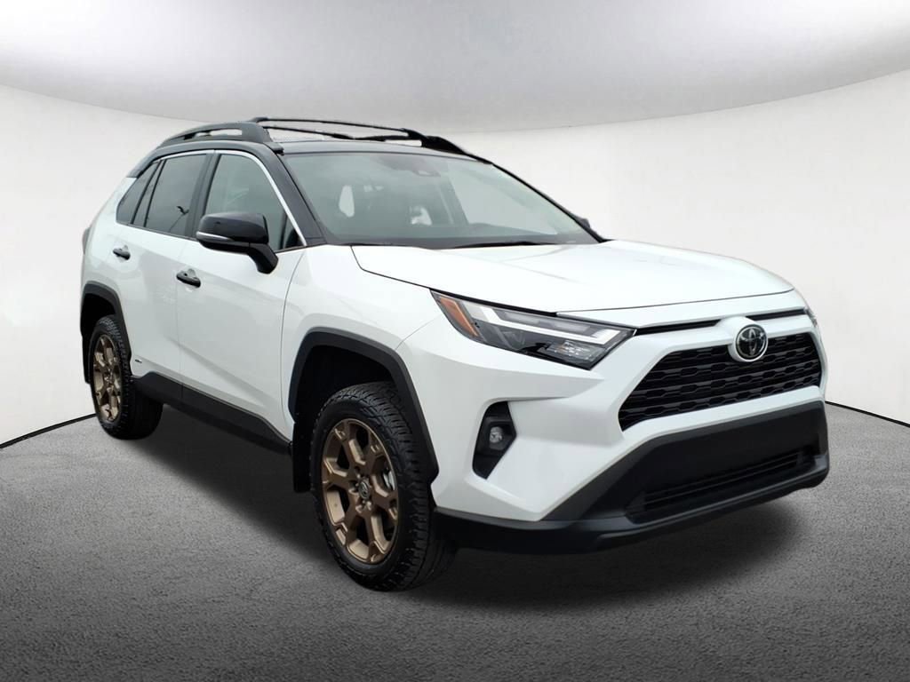 Used 2025 Toyota RAV4 Woodland Edition w/ Weather Package image 8