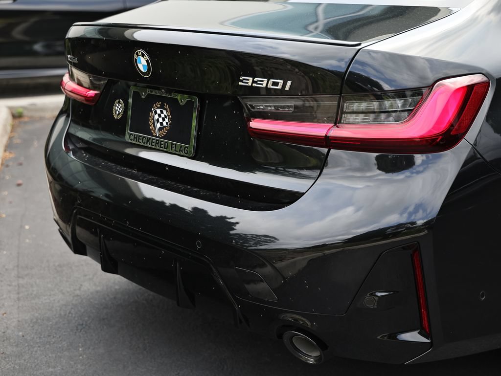 New 2026 BMW 330i xDrive Sedan w/ M Sport Package AWD/4WD image 5