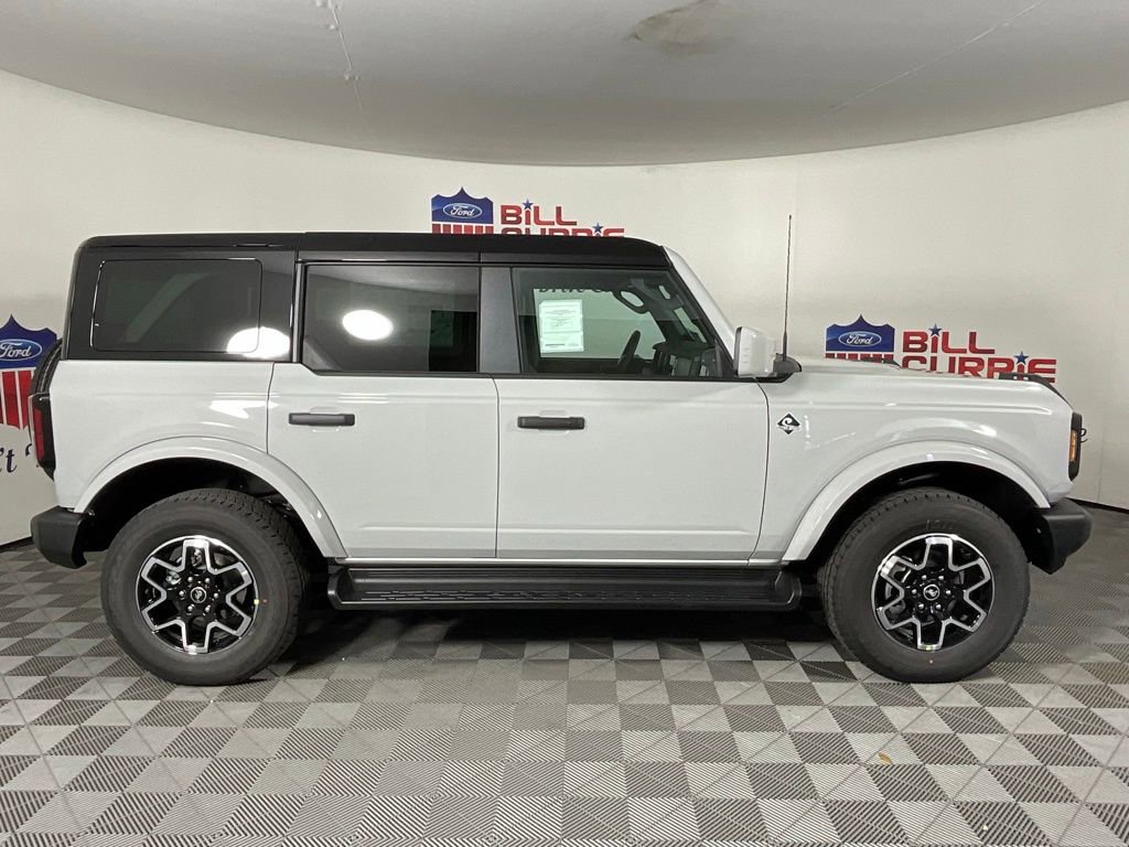 New 2026 Ford Bronco Outer Banks AWD/4WD image 2