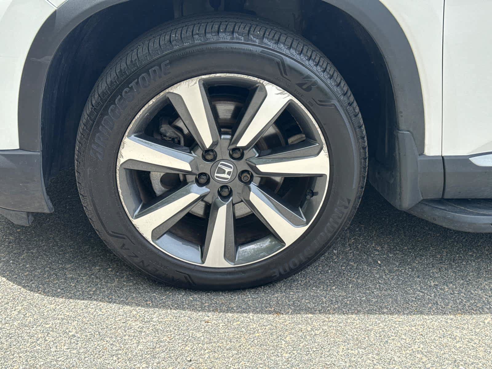 Used 2025 Honda Pilot Elite image 10