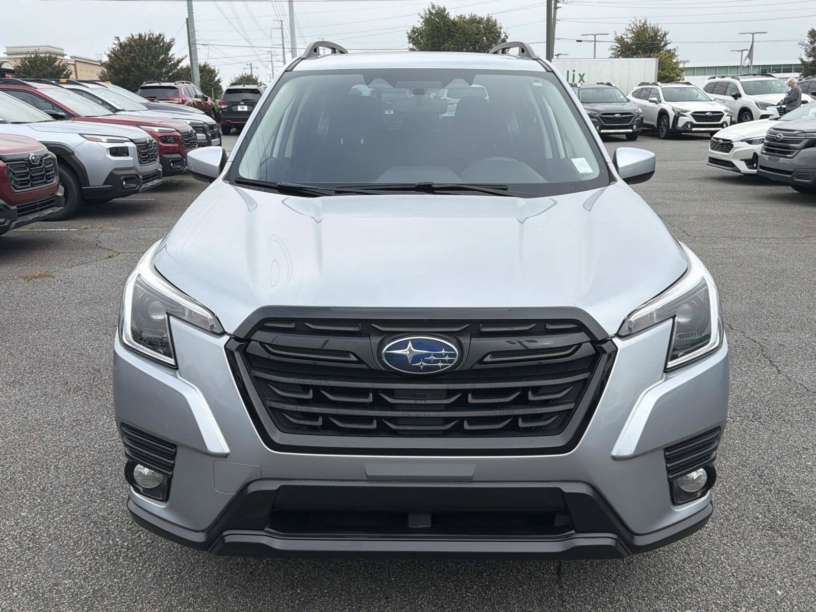 Certified 2023 Subaru Forester Premium AWD/4WD image 5