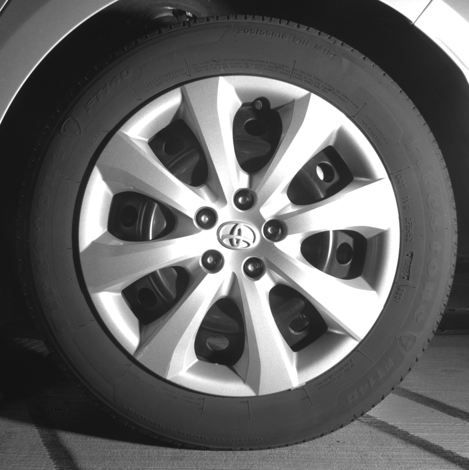 Used 2025 Toyota Corolla LE FWD image 16