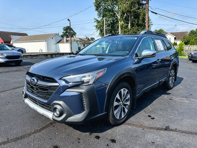 Used 2023 Subaru Outback Touring XT AWD/4WD image 3