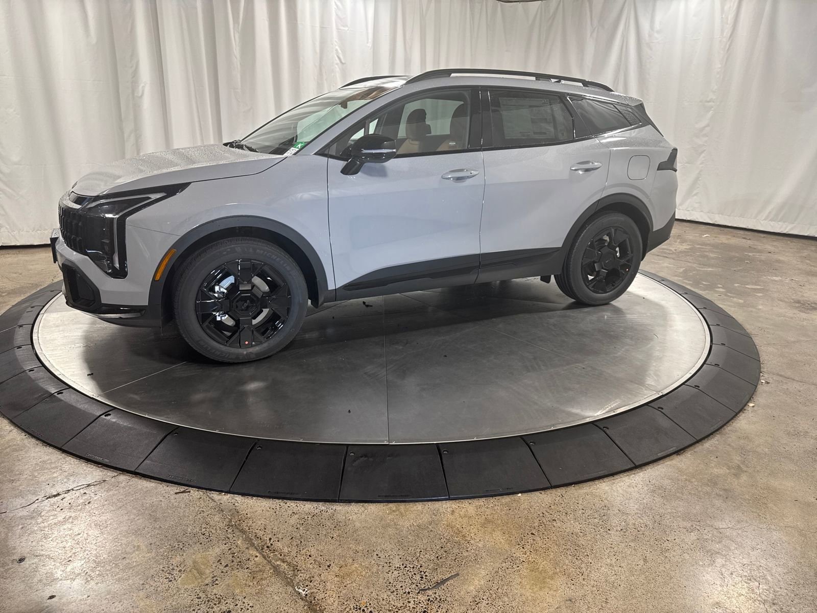 New 2026 Kia Sportage X-Line image 3
