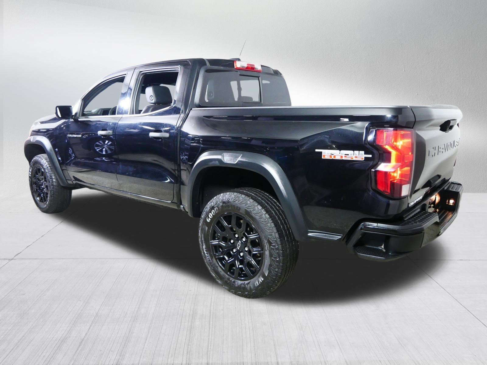 Used 2023 Chevrolet Colorado Trail Boss image 5