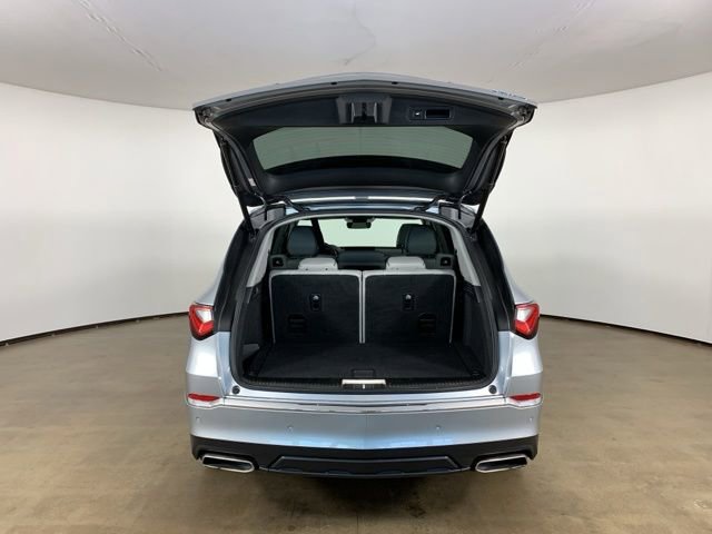 Used 2023 Acura MDX SH-AWD w/ Advance Package image 12
