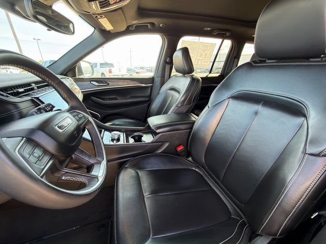 Used 2024 Jeep Grand Cherokee Limited 4xe AWD/4WD image 25