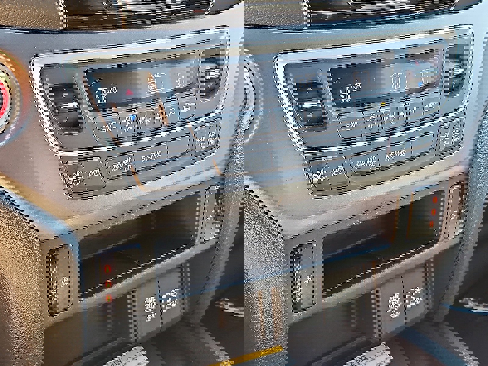 Used 2022 Honda Passport EX-L image 16