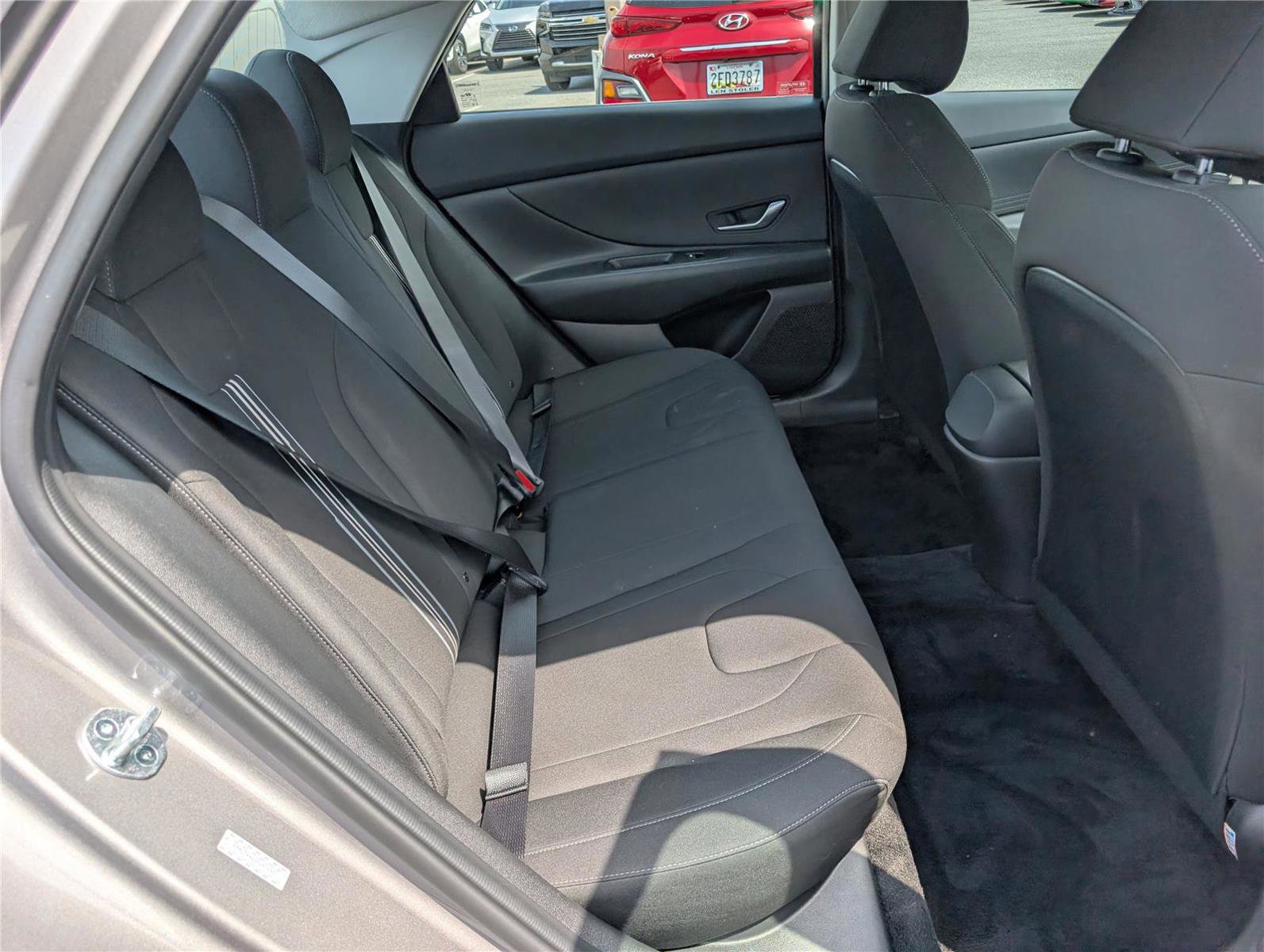 Used 2023 Hyundai Elantra SEL w/ Cargo Package FWD image 12