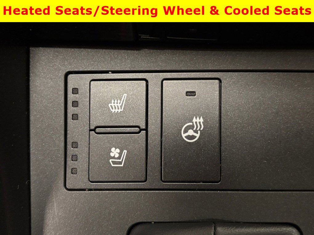 Used 2024 Lexus IS 500 RWD image 29