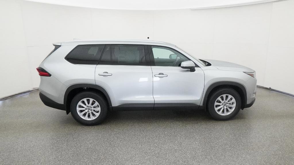 New 2026 Toyota Grand Highlander XLE image 9