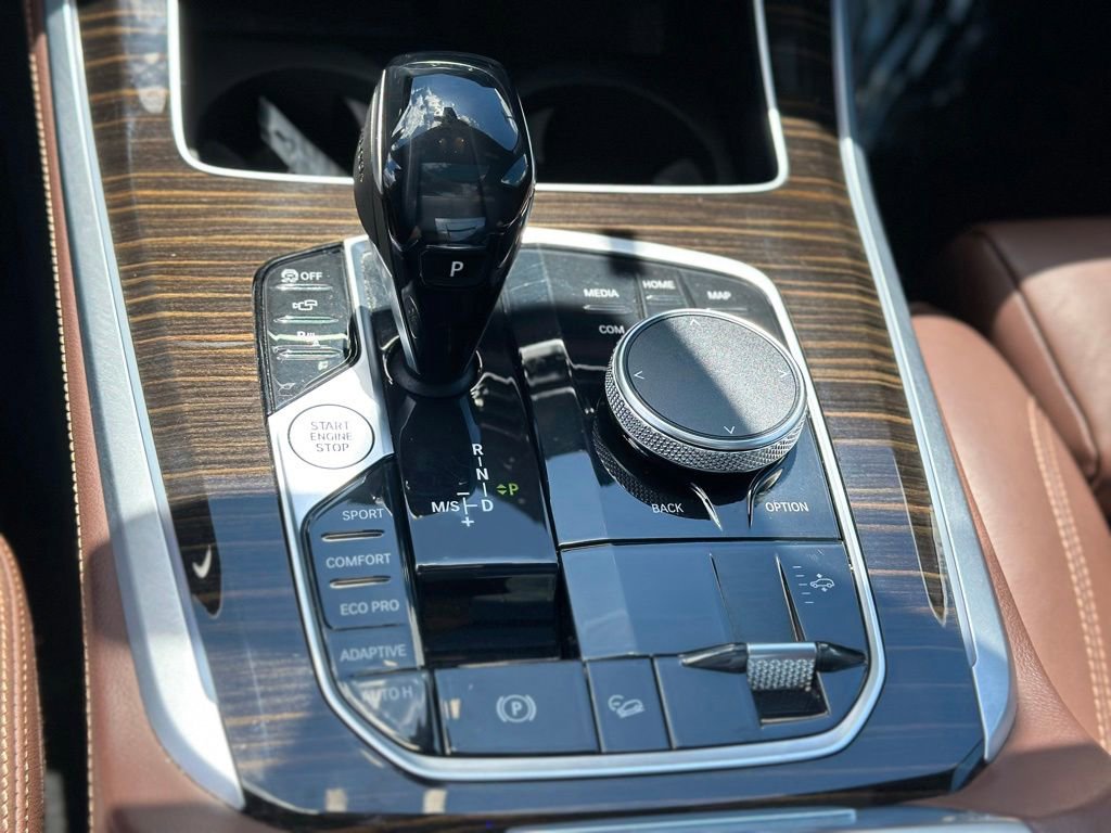 Used 2021 BMW X5 xDrive40i w/ Premium Package AWD/4WD image 13