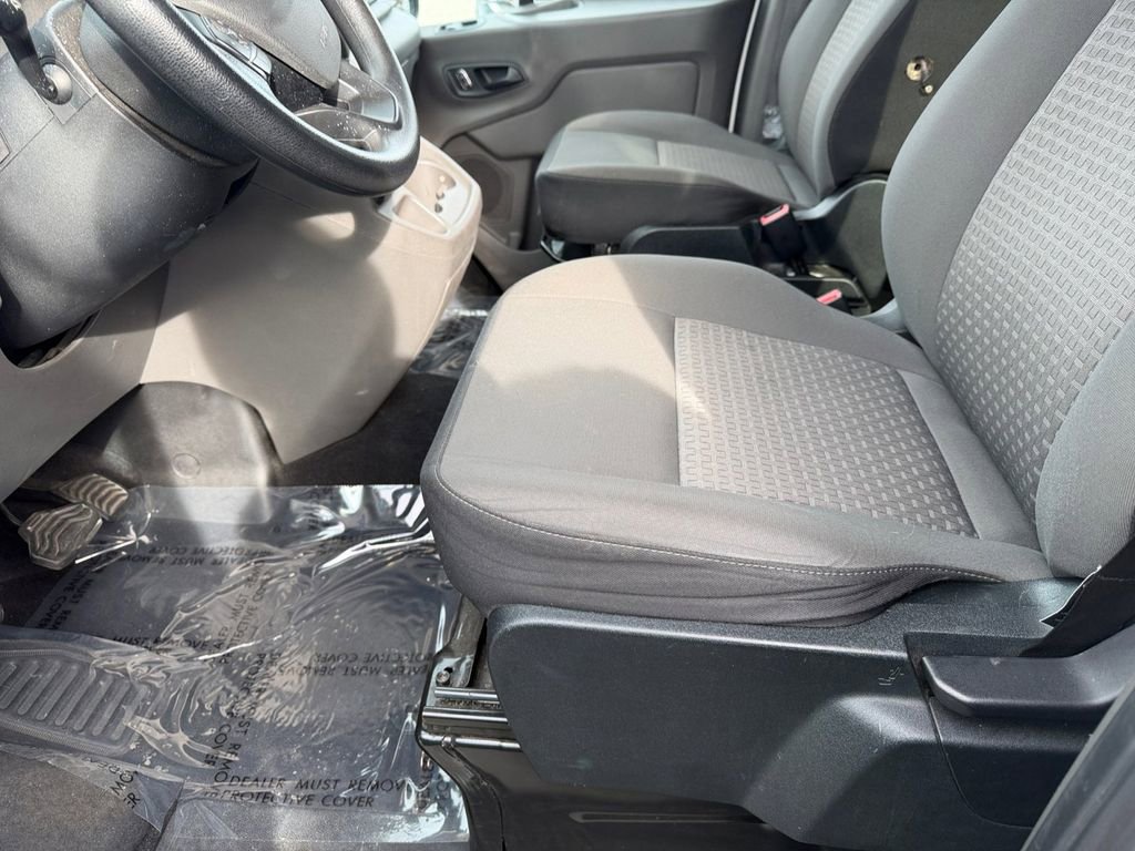 Used 2023 Ford Transit 350 XLT image 13